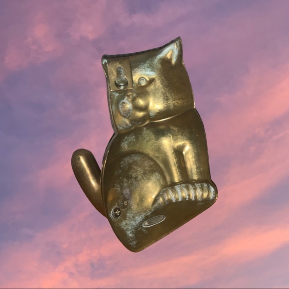 Vintage Brass Bubble Cat Wall hook😽 - Picture 2 of 2